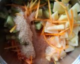 Foto del passaggio 4 della ricetta Composta vitaminica (carota, kiwi, mela, arancia)