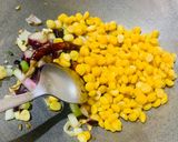 A picture of step 2 of Pyaj patta with chana dal (Onion leaves with split chickpeas).