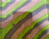 Foto langkah ke 4 dari resep Bolu Kukus Pelangi Gulung (takaran sendok).