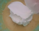 Foto langkah ke 4 dari resep Chiffon Marble Cake.