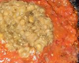 A picture of step 4 of Aloo tikki tamatar chat.