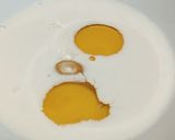 A picture of step 3 of Crispy fried drum sticks.