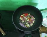 Foto langkah ke 2 dari resep Kerang hijau asam pedas.