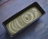 Une image de l'étape 6 de Matcha zebra cake.