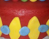 Foto del paso 7 de la receta: ❌Torta de Fondant❌ El mono Jorge 🐒🐵