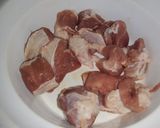 Foto del paso 1 de la receta: Carne de cerdo con papas