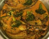 A picture of step 9 of Mustard and Broccoli Fish Curry.