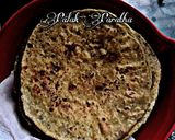 A picture of step 5 of Palak Paratha.