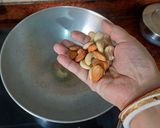 A picture of step 1 of Suji Halwa (Semolina Halwa).