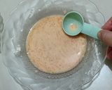 Foto langkah ke 4 dari resep Mie Gulung Sosis Tanpa Telur.