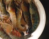 Hình bước làm 1 của món Tôm càng xanh kho tàu