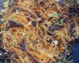 Cara Membuat Bihun Goreng Jamur Kuping 7