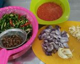 Foto langkah ke 2 dari resep Cumi tauco pedasss..