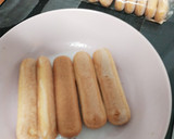 Foto del paso 2 de la receta: Natillas con galletitas, chocolate y plátano