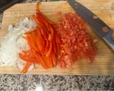 Foto del paso 2 de la receta: Sobre barriga en salsa criolla