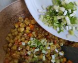 Foto langkah ke 5 dari resep Samosa Isi Sayur.