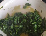 Foto langkah ke 1 dari resep Turkish Börek with soft cheese and Spinach.