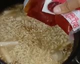 Foto langkah ke 5 dari resep Rapokki (Ramyun + Tteokbokki).