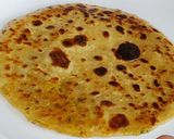 A picture of step 3 of Gobi paratha recipe.