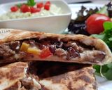 Φωτογραφία βήματος 6 της συνταγής Quesadillas με κιμά/λαχανικά και dip αβοκάντο