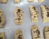 Foto langkah ke 4 dari resep Roti Pisang Meses.