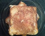 A picture of step 3 of Cheese Bread sandwich.