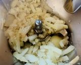 Une image de l'étape 2 de Mijoté de chair à saucisse pommes de terre et carottes au cook expert.