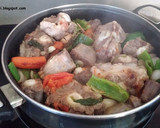 Foto del paso 2 de la receta: Rabo de ternera en salsa