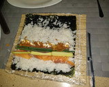 Foto del paso 6 de la receta: Sushi variado 🥑🍤🍱🍙🍣