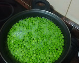Foto del paso 2 de la receta: Arvejas compuestas con chistorra y huevo duro