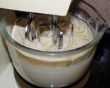 Foto del paso 5 de la receta: Muffins de bizcochuelo (de cajita) con peras o manzanas