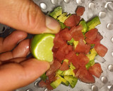 Foto del paso 5 de la receta: Tartare de tomate y aguacate