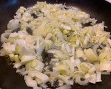 Foto del paso 2 de la receta: Salmón con bechamel de puerros