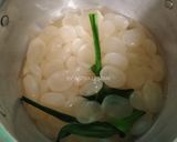 Foto langkah ke 4 dari resep Manisan Kolang Kaling Sirup Marjan.
