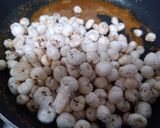 A picture of step 3 of Roasted Makhana (Lotus Seeds).