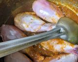 A picture of step 5 of Chicken curry.