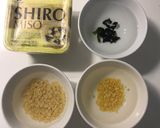 Hình bước làm 1 của món Nui sao nước súp miso đậu xanh rong biển
