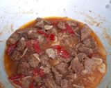 Foto langkah ke 3 dari resep Tumis Asam Manis Daging Sapi.