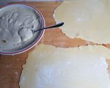 A picture of step 5 of Bocconotti Romani.