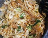 Foto langkah ke 5 dari resep Kwetiau Goreng.
