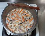 A picture of step 2 of Pan-Fried Taro Cake.