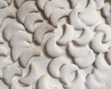 Foto langkah ke 6 dari resep Putri Salju Almond Anti Gagal Lembut Lumer Renyah.