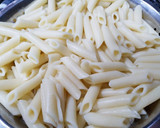 Foto del paso 1 de la receta: Macarrones con jamón, tomate y queso!!😋