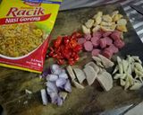 Foto langkah ke 1 dari resep 🌈 Nasi Goreng Pedas🌈.