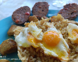 Foto del paso 7 de la receta: Arroz frito con pinchos morunos y huevos de codorniz