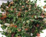 صورة لخطوة 3 من وصفة فول ببقدونس وبندورة