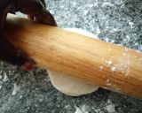 A picture of step 5 of Pastry spring rolls.