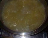 Foto del paso 3 de la receta: Tortitas de arroz en salsa verde