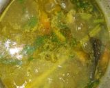 Foto langkah ke 3 dari resep Sop Kerang Kuah Kuning.