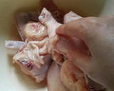 Foto langkah ke 1 dari resep Semur Ayam & Kentang.